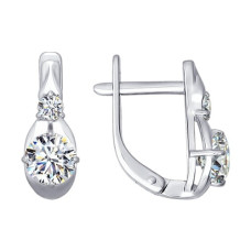 Серьги из белого золота со Swarovski Zirconia 4342: Искрящийся ветер ювелирной элегантности